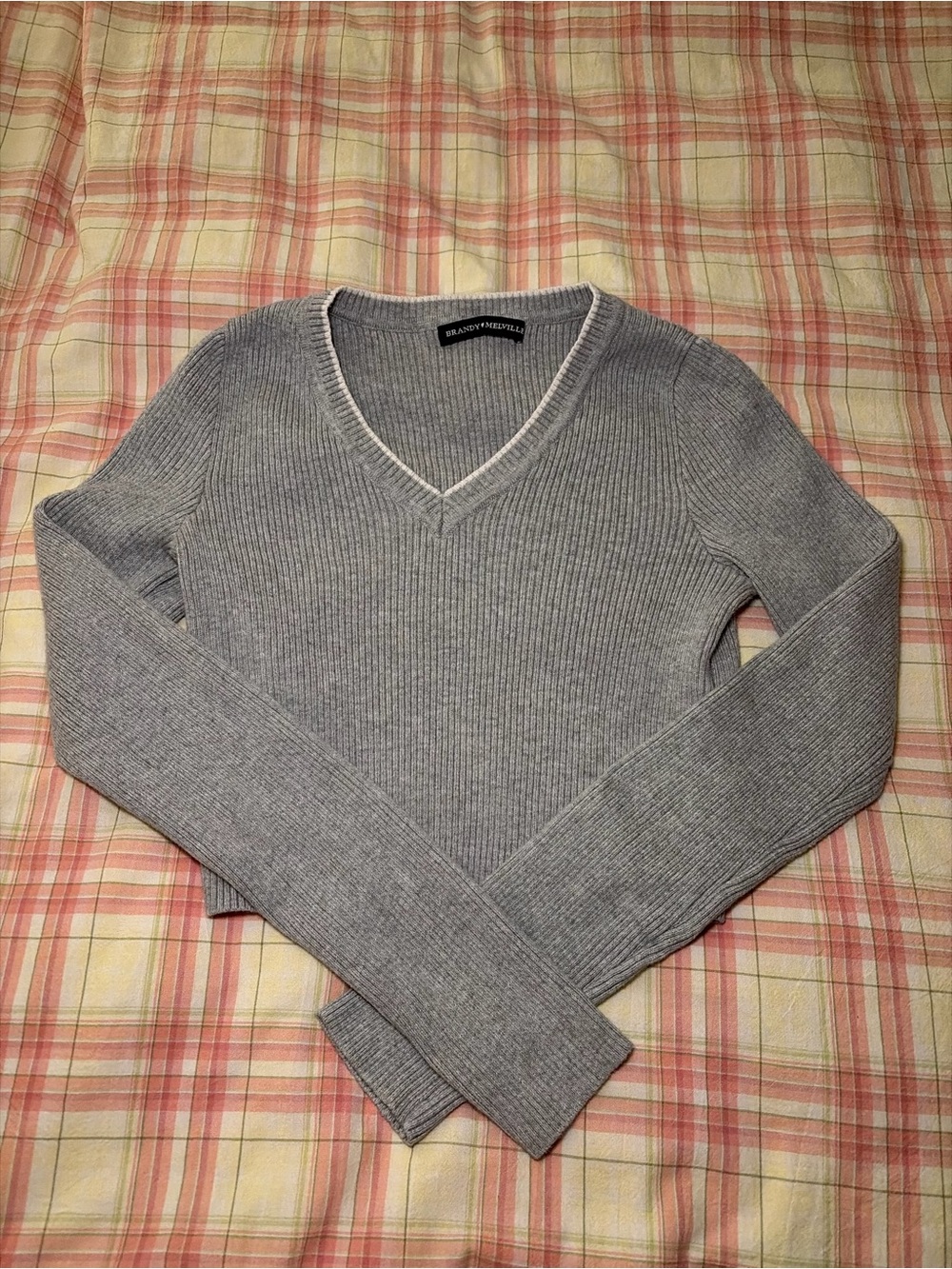 Brandy Melville Gray Ribbed Cropped Sweater